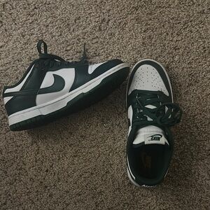 Nike Dunk Low Retro Green and White Sneakers